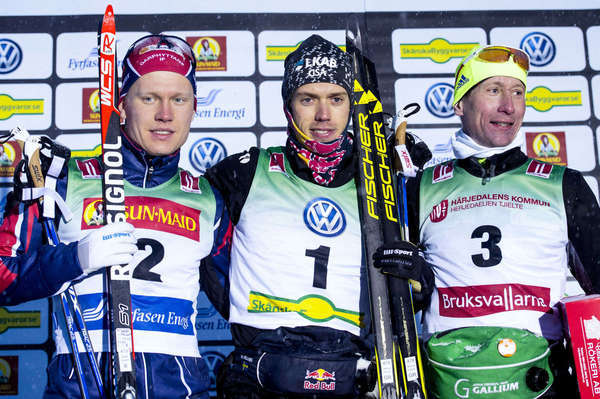 Axel Ekström, Marcus Hellner och Lukas Bauer på pallen i Bruksvallarna.  Foto: Ulf Palm/TT