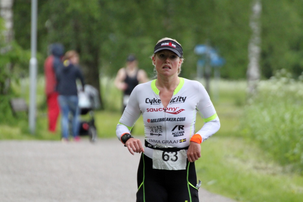 Vinnnarsteg. Emma Graaf ut på sista varvet.  Foto: Maria Åström