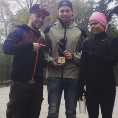 Bob Impola, Sebastian Torstensson och Elin-Marie Lönnström.  Foto: Privat